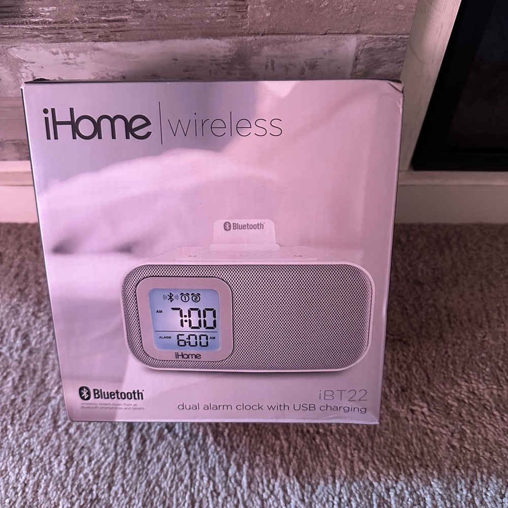 IHOME WIRELESS DUAL ALARM CLOCK